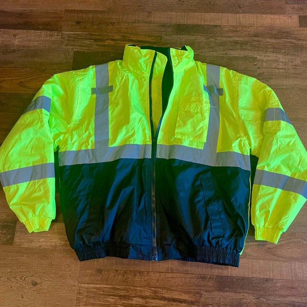 BODY GUARD INSULATED HI VISIBILITY REFLECTIVE  JACKET  CLASS 3  TYPE R - SIZE XL - Picture 3 of 16